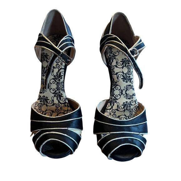 Betsey Johnson Black & Gold Peep Toe Heels Size 8 - Picture 3 of 12